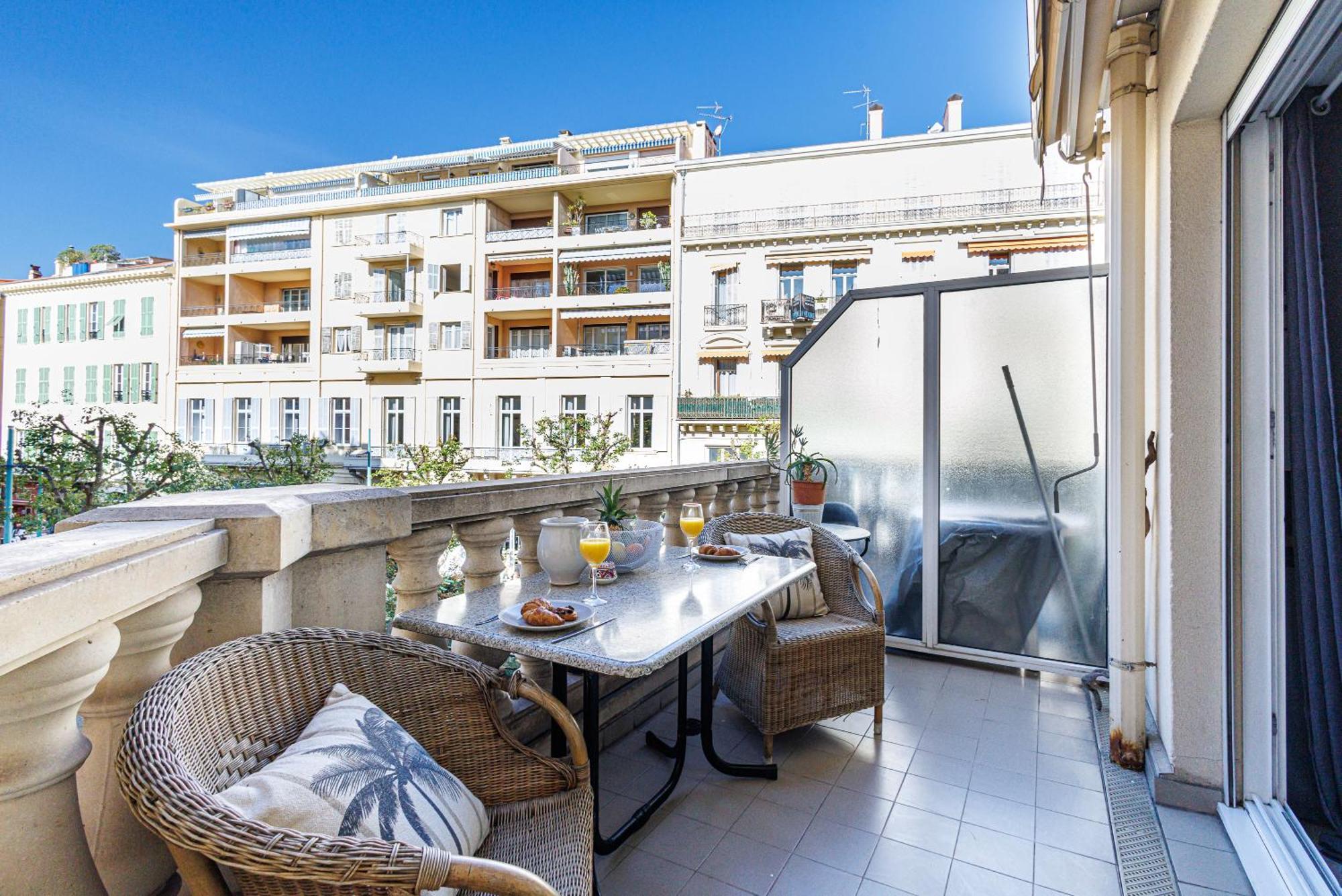 Le Victoria, Elegant T2 Au Bord Des Plages, Piscine, Sauna Menton Extérieur photo